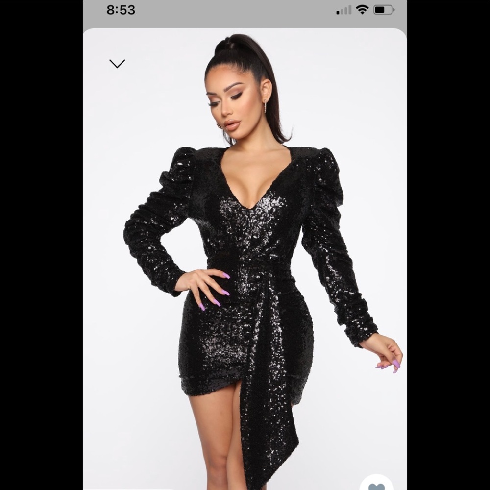 It's brand new!! I got it for my daughter's homecoming it's too small.